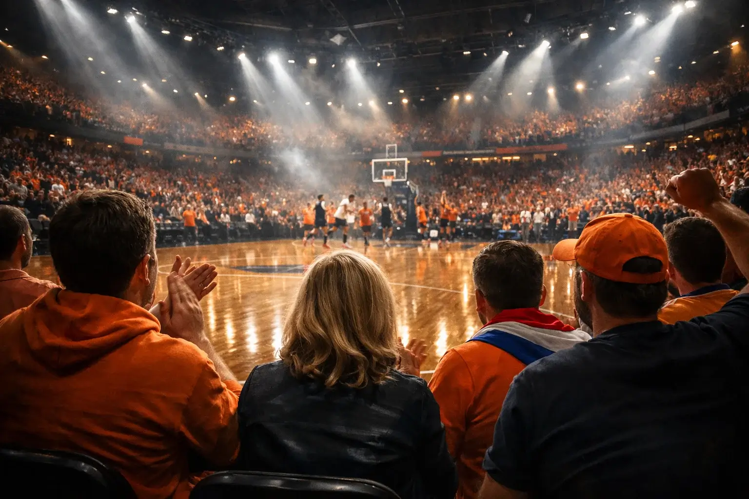 NBA arena vol met thuispubliek dat het team aanmoedigt